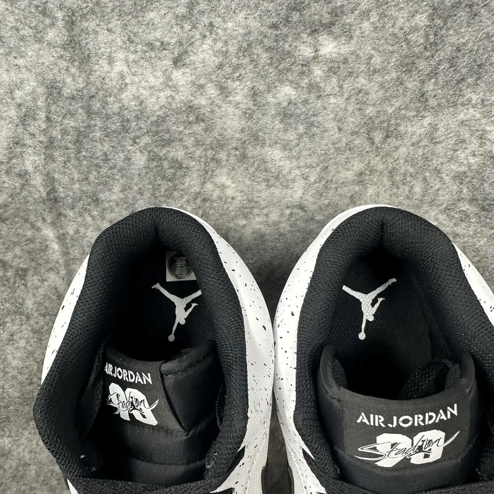 Air Jordan Stadium 90 Football Cleats Mens Size 11 White Black HQ0210-100